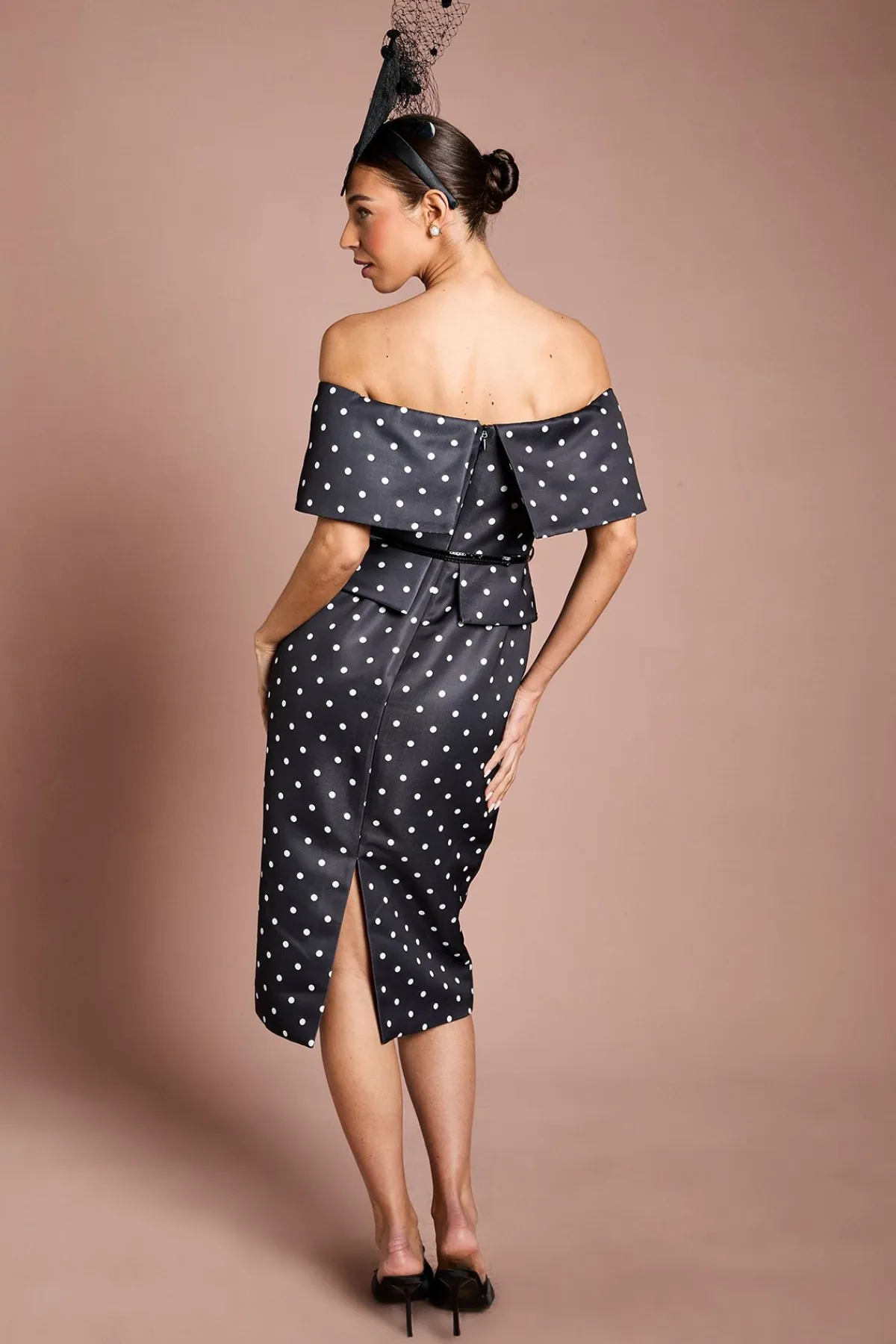 Coast Robe Crayon Petite Lisa À Épaules Dénudées Avec Imprimé À Pois Beige Et Corsage<Femme Robes|Robes Longues
