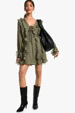 boohoo Robe décontractée en chiffon froissé à volants<Femme Robes À Manches Longues|Robes
