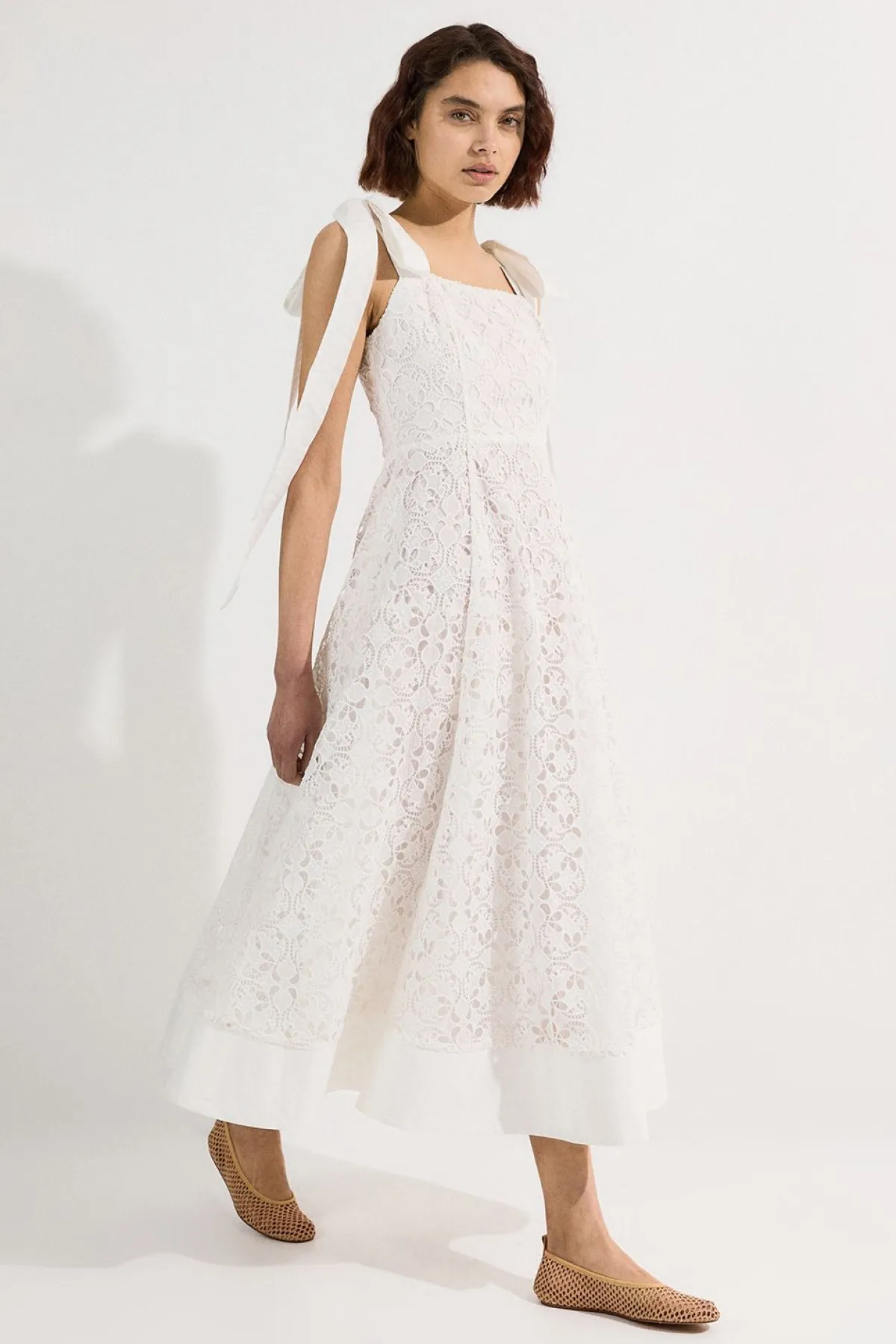 KarenMillen Robe de bal mi-longue tissée à la broderie ajourée<Femme Robes Mi-Longues|Robes Bal De Promo