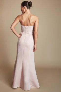 Robe De Demoiselle D'honneur Bandeau En Satin Structuré Avec Détail De Pierres Précieuses