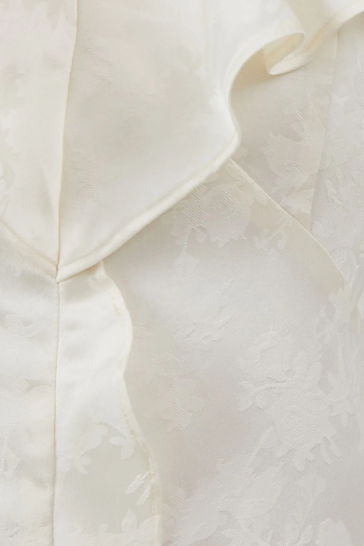 Oasis Robe de Demoiselle d'Honneur à Col V avec Volants en Jacquard Satiné<Femme Robes Demoiselles D'Honneur|Satin Et Dentelle