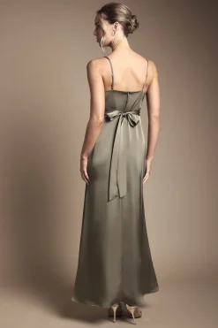 Robe de Demoiselle d'Honneur Caraco en Satin à Taille Portefeuille