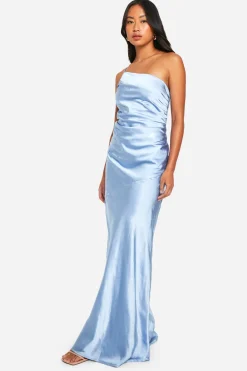 boohoo Robe de demoiselle d'honneur en satin asymétrique longue<Femme Robes Demoiselles D'Honneur|Satin Et Dentelle