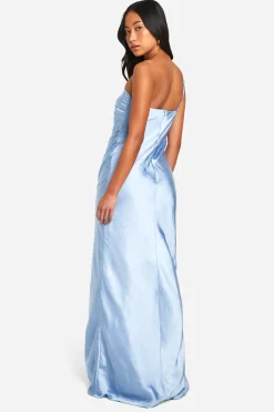 boohoo Robe de demoiselle d'honneur en satin asymétrique longue<Femme Robes Demoiselles D'Honneur|Satin Et Dentelle
