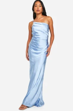 boohoo Robe de demoiselle d'honneur en satin asymétrique longue<Femme Robes Demoiselles D'Honneur|Satin Et Dentelle