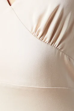 Robe de Demoiselle d'Honneur en Satin à Encolure Américaine