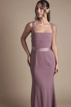 Robe de Demoiselle d'Honneur en Satin à Bretelles avec Détail de Nœud au Dos