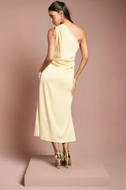 Robe de Demoiselle d'Honneur en Satin à Une Épaule avec Détail Froncé sur le Côté