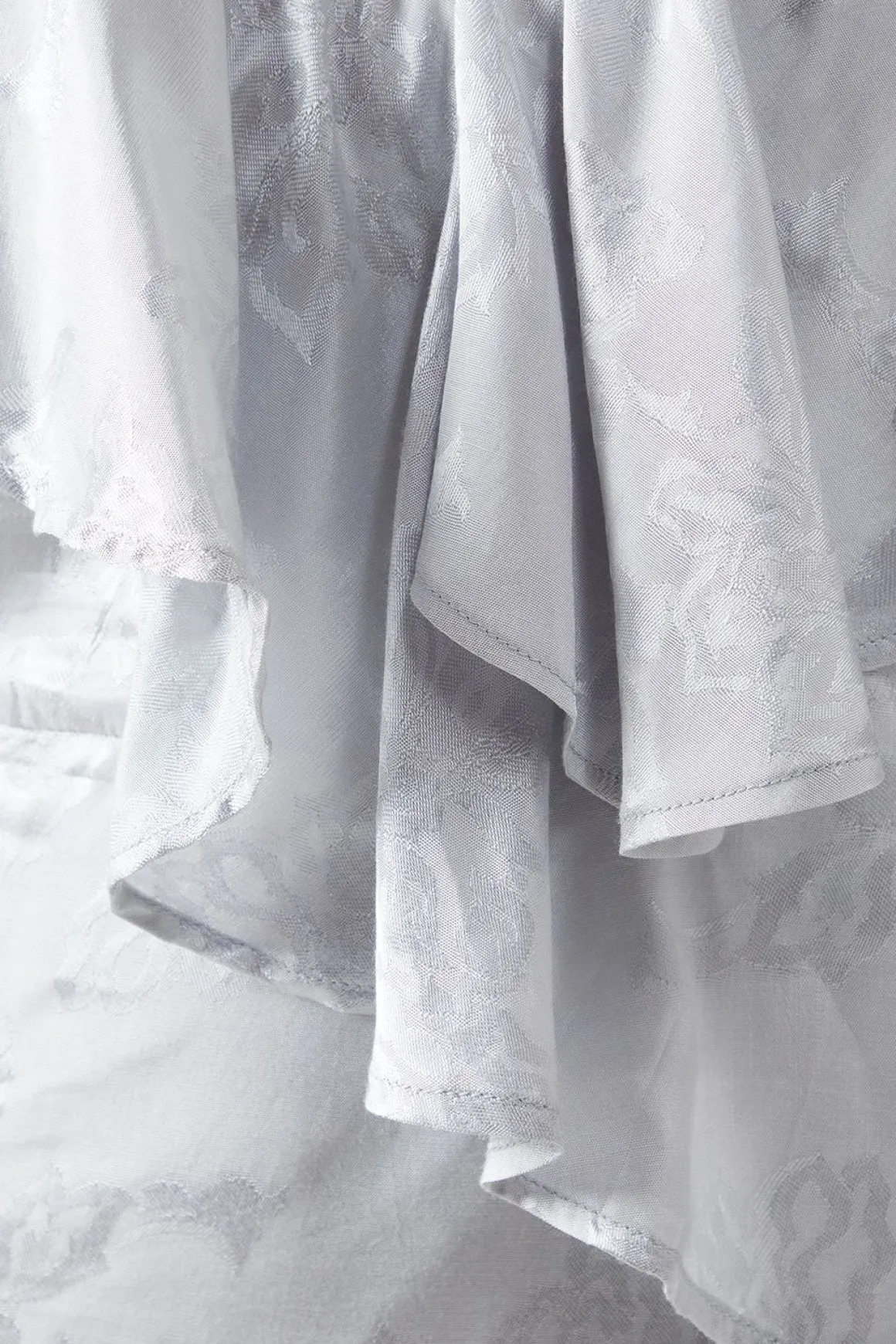 Robe de Demoiselle d'Honneur en Satin Jacquard à Détails Volantés
