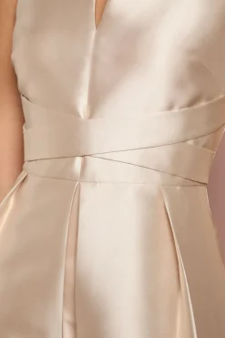 Robe de Demoiselle d'Honneur en Sergé à Encolure Crantée Ajustée et Évasée