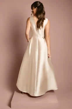 Robe de Demoiselle d'Honneur en Sergé à Encolure Crantée Ajustée et Évasée