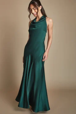 Robe De Demoiselle D'honneur Longue En Satin Émeraude À Col Bénitier Et Dos Nu