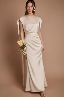 Robe De Demoiselle D'honneur Longue En Satin Drapé Avec Nœud Dans Le Dos