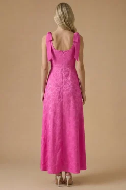 Robe De Demoiselle D'honneur Longue En Jacquard Satin À Encolure Carrée Et Épaules Nouées En Mousseline Rose Vif Petite