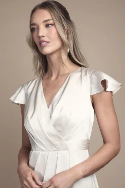 Robe de Demoiselle d'Honneur Longue à Manches Volantées et Devant Croisé