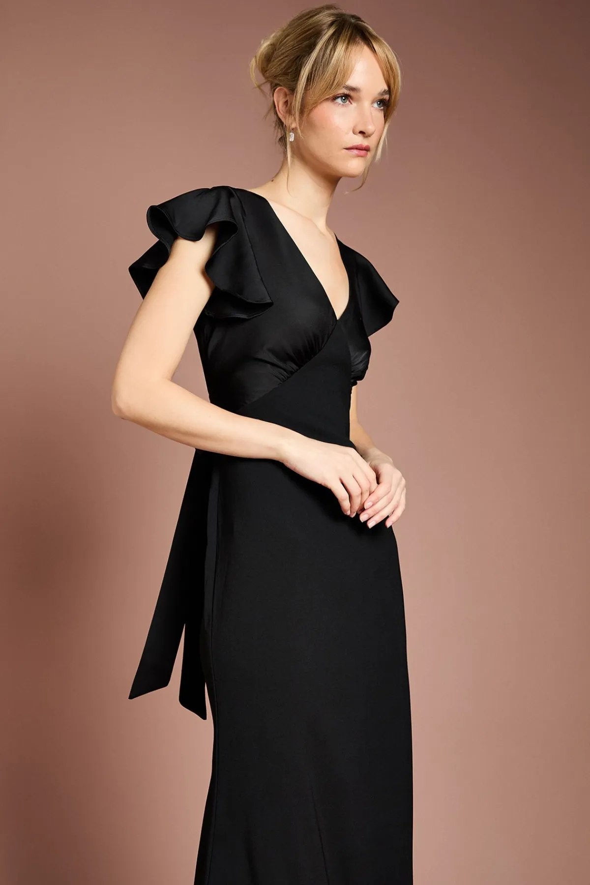 Coast Robe de Demoiselle d'Honneur Longue en Satin Honoured à Col V et Manches Courtes Angel<Femme Robes Demoiselles D'Honneur|Satin Et Dentelle