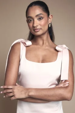 Robe de Demoiselle d'Honneur Mi-Longue en Satin à Épaules Nouées