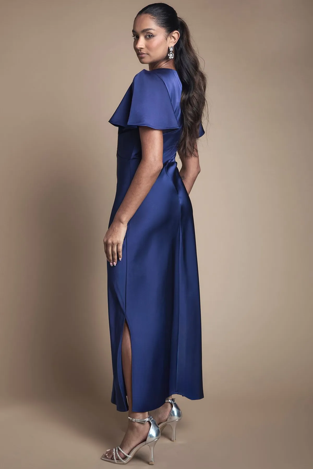 Oasis Robe de Demoiselle d'Honneur Mi-Longue en Satin à Manches Papillon et Drapé Croisé<Femme Robes Demoiselles D'Honneur|Robes Mi-Longues