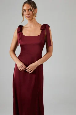 Oasis Robe De Demoiselle D'honneur Mi-longue En Satin Bordeaux Avec Nœuds Aux Épaules<Femme Robes Demoiselles D'Honneur|Robes Mi-Longues
