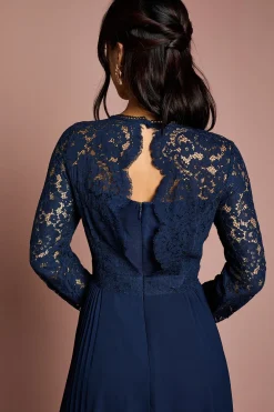 Robe de Demoiselle d'Honneur à Manches en Dentelle avec Détails Plissés