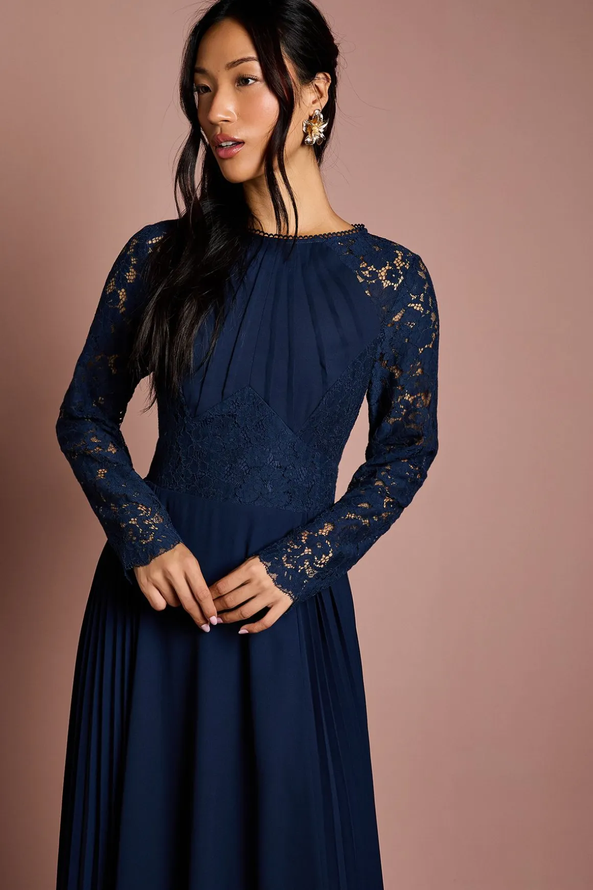 Robe de Demoiselle d'Honneur à Manches en Dentelle avec Détails Plissés