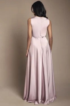 Robe de Demoiselle d'Honneur Maxi en Satin Coast Honoured Petite sans Manches à Col Drapé