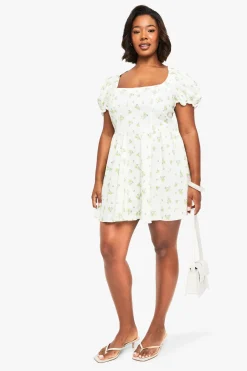 ROBE DE LAITIÈRE DITSY À MANCHES BALLONNANTES POUR TAILLES PLUS