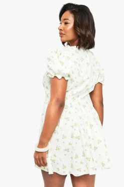 ROBE DE LAITIÈRE DITSY À MANCHES BALLONNANTES POUR TAILLES PLUS