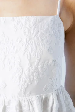 Robe de Mariée Babydoll à Bretelles Fines en Jacquard