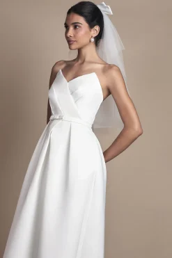Robe de Mariée Bustier Cœur à Jupe Ample