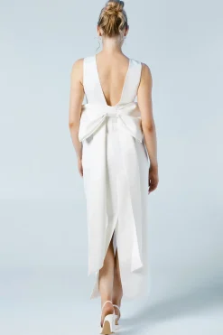 Robe de Mariée Coast Honoured à Décolleté Plongeant en Satin Structuré avec Nœud au Dos