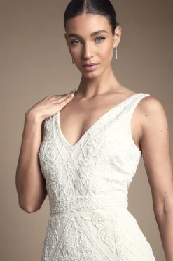 Robe de Mariée Coast Ornée à Décolleté Plongeant Florale Vintage