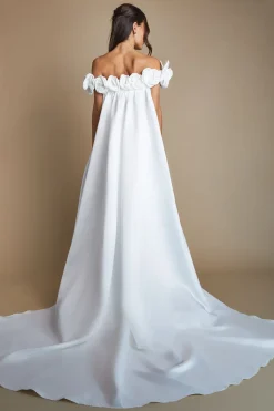 Robe De Mariée À Corsage Fleuri Avec Corset Et Jupe Volumineuse