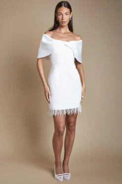 Robe De Mariée Courte Avec Détail Nœud Et Finitions Perlées