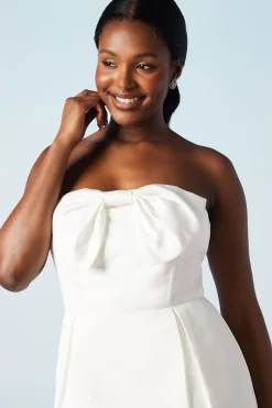 Robe de Mariée Courte Bustier en Satin Structuré avec Nœud
