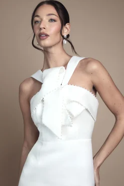 Robe De Mariée Courte À Col Licou Avec Détails Perlés