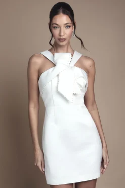 Robe De Mariée Courte À Col Licou Avec Détails Perlés