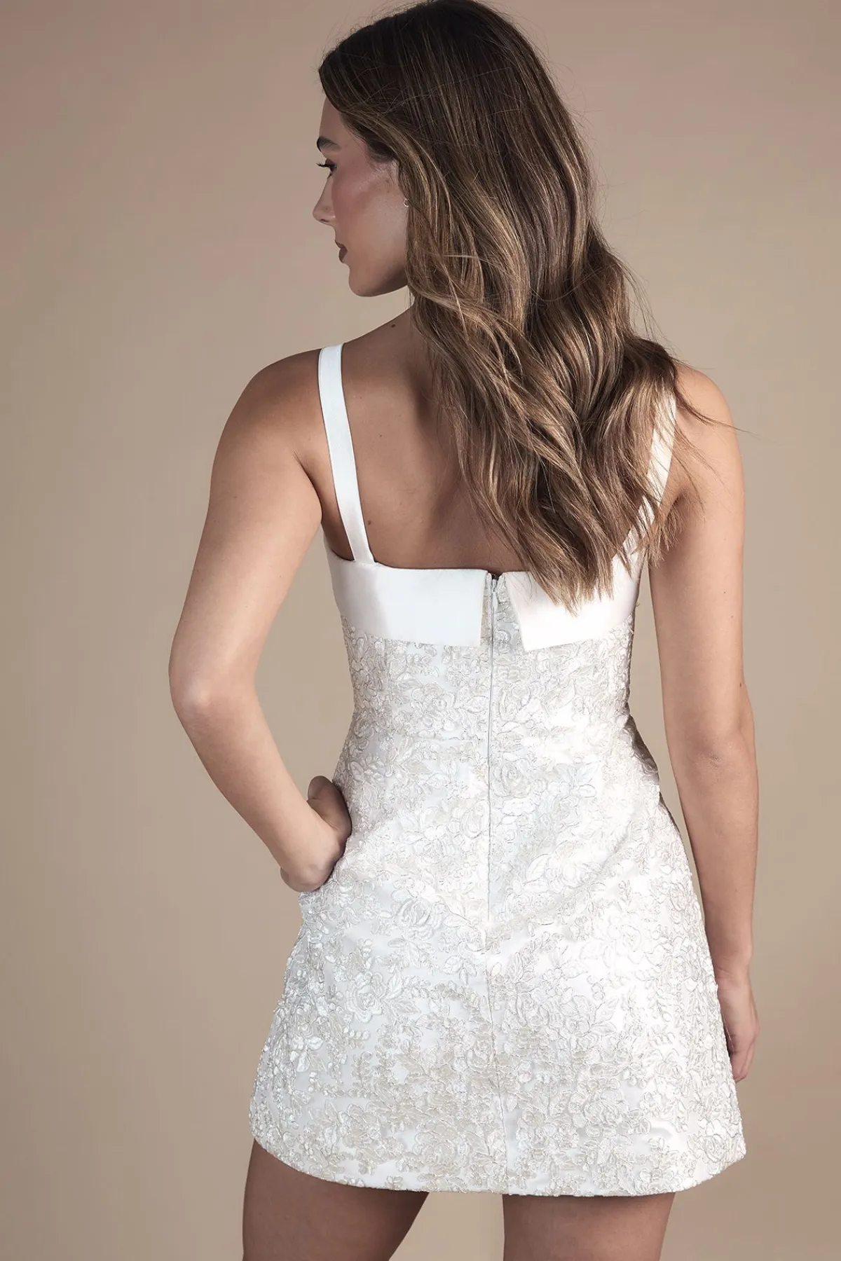 Coast Robe de Mariée Courte en Dentelle Ornementée<Femme Toutes Les Robes|Satin Et Dentelle