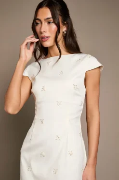 Robe De Mariée Courte Ornée Avec Nœud Drapé