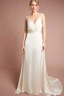 Robe De Mariée Décolleté En V À Bretelles