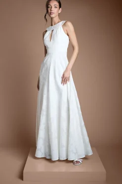 Robe De Mariée À Jupe Ample En Dentelle Florale Avec Décolleté Goutte D'eau
