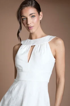 Robe De Mariée À Jupe Ample En Dentelle Florale Avec Décolleté Goutte D'eau