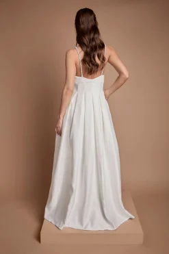 Robe De Mariée À Jupe Ample Ornée De Perles