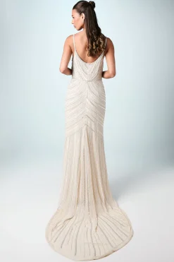 Robe de Mariée Longue à Bretelles Ornementée avec Traîne