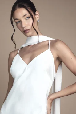 Oasis Robe de Mariée Longue à Col V avec Bretelles et Foulard<Femme Toutes Les Robes|Robe Satin