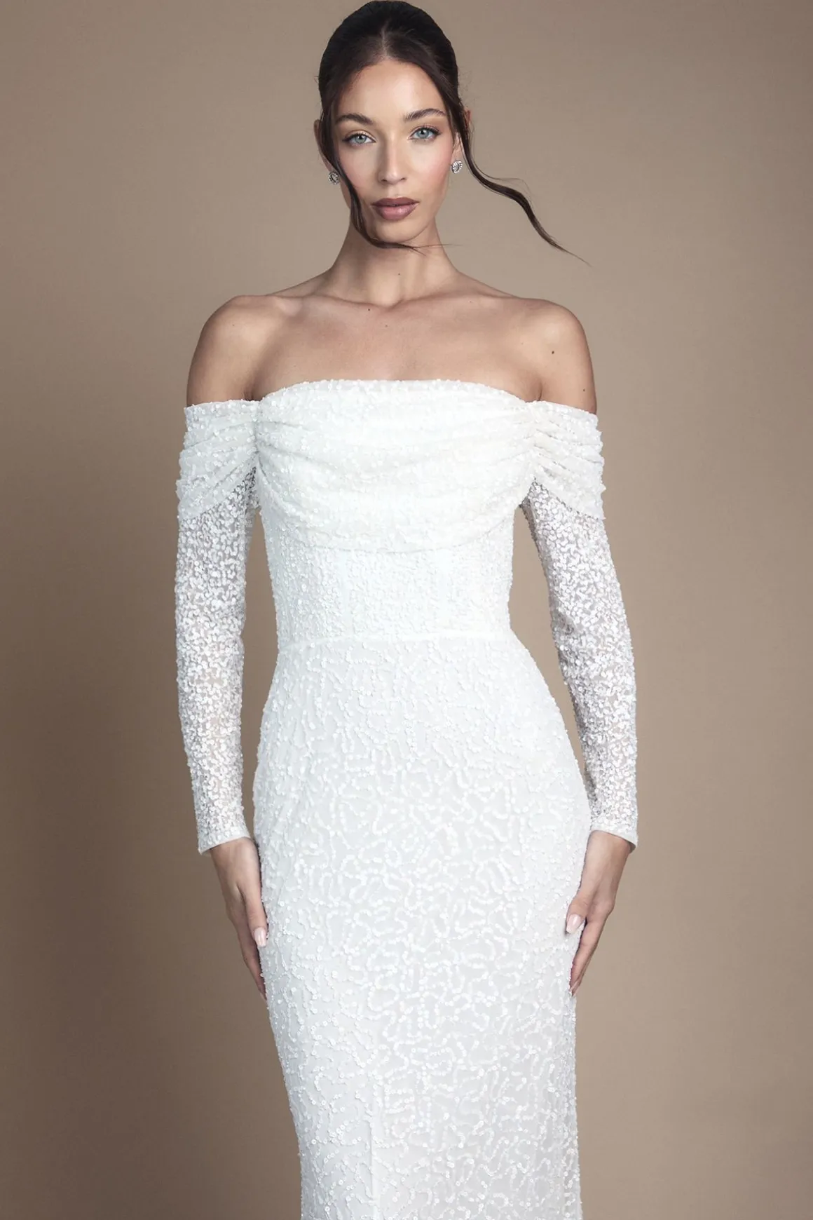 Robe de Mariée Maxi Coast Honoured à Sequins Drapée Bardot Manches Longues
