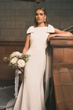 Robe de Mariée Maxi à Dos Boutonné avec Détail Nœud