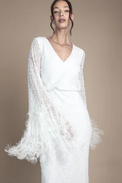 Robe de Mariée Maxi à Manches Longues Ornée de Sequins et Garniture de Plumes