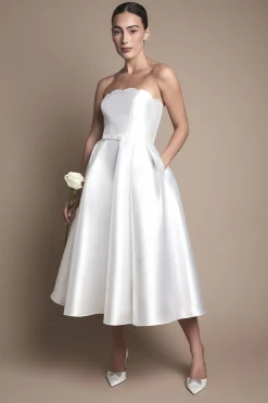 Robe de Mariée Mi-Longue Bustier à Bords Festonnés