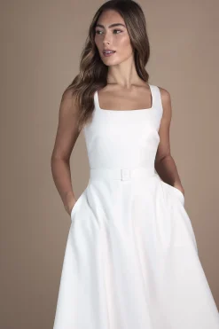 Robe de Mariée Mi-Longue en Sergé avec Ceinture